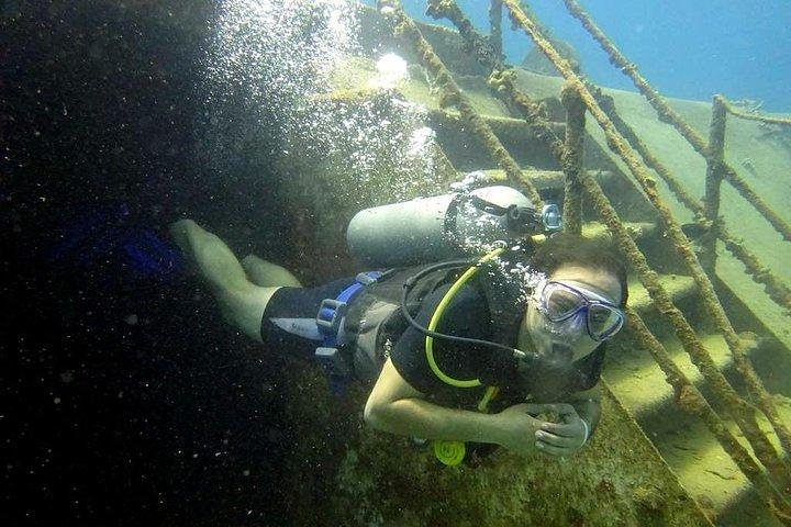 Scuba Diving at Catalina Island - 2 tank | 2 spots - Photo 1 of 11